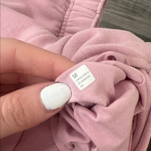 Lululemon women’s pink jogger sweatpants - Picture 4 of 5